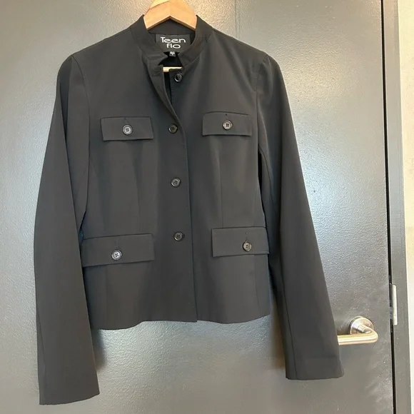 Teenflo size 8 EUC Black Blazer Structured Suit Jacket - Picture 5 of 13